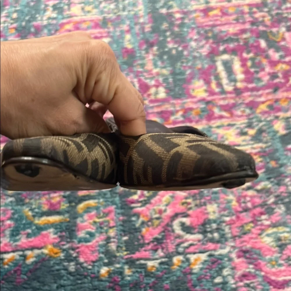 Fendi Women's Black and Brown Zucca kitten heel 6.5 - Picture 7 of 9